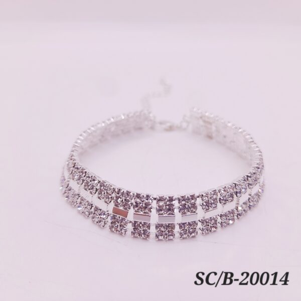 Pulsera de Strass con Broche / B20014