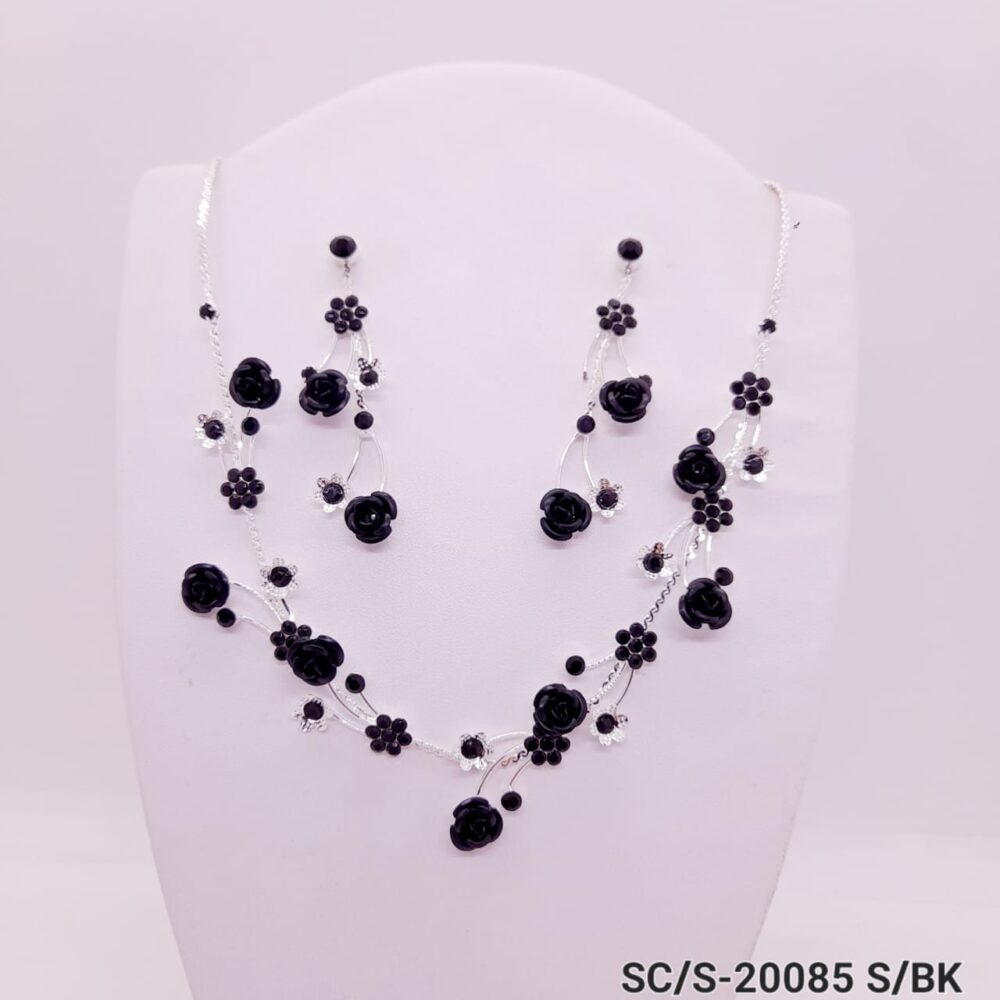 Set Collar con Aros Rosas y Detalles Strass / S-20085 - Image 4