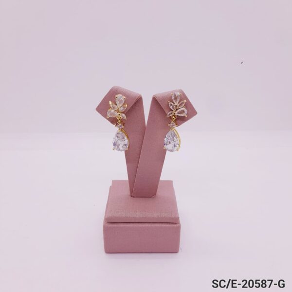 Aros de Cristal Cubic / E-20587 - DORADO/CRISTAL