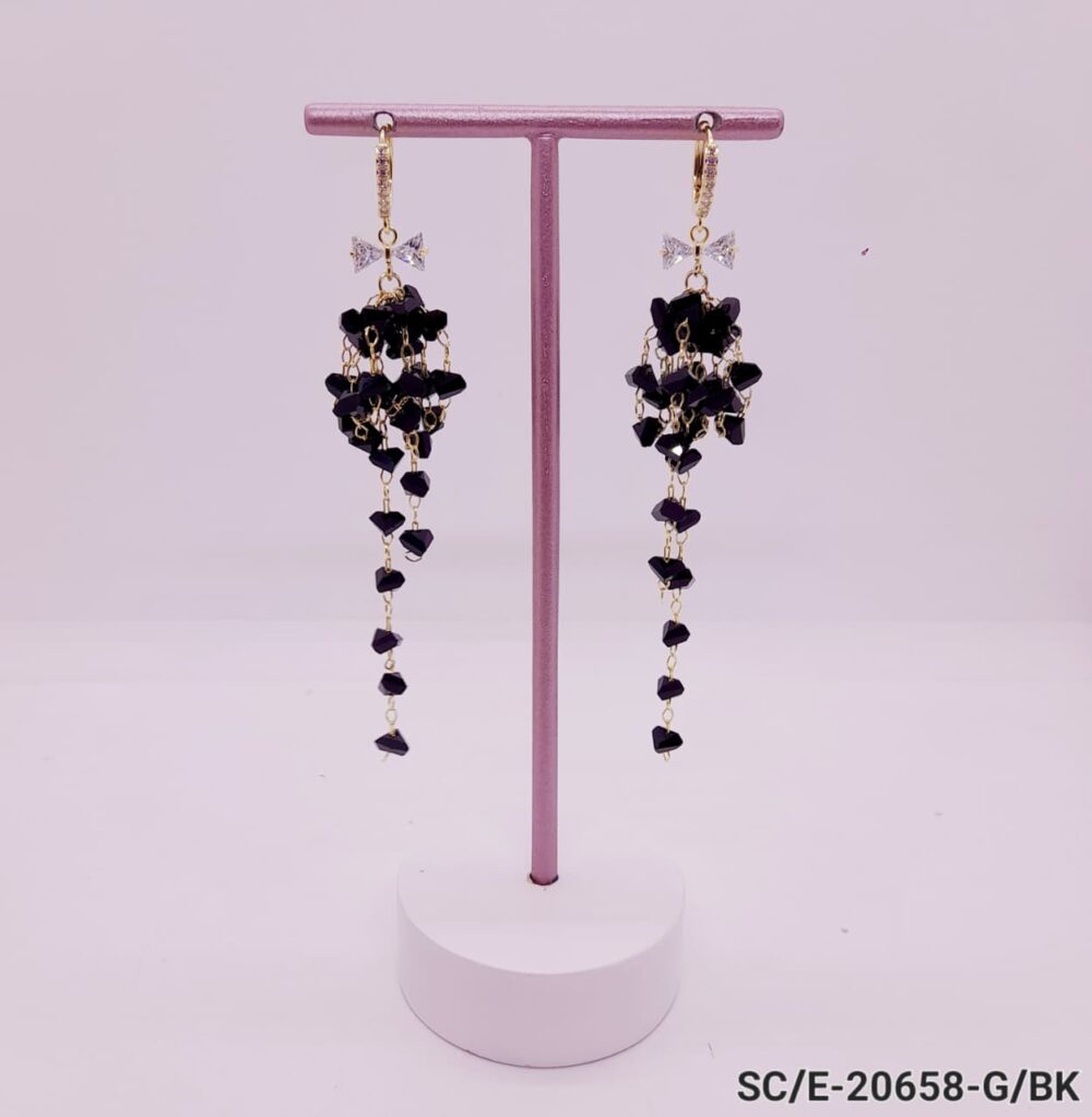 Aros de Cubic con Cadenas de Cristales- Hipoalergénicos / E-20658