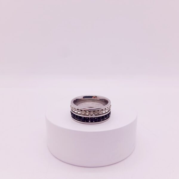Anillo de Strass Negro y Cristal de Acero Quirúrgico / RS-1020